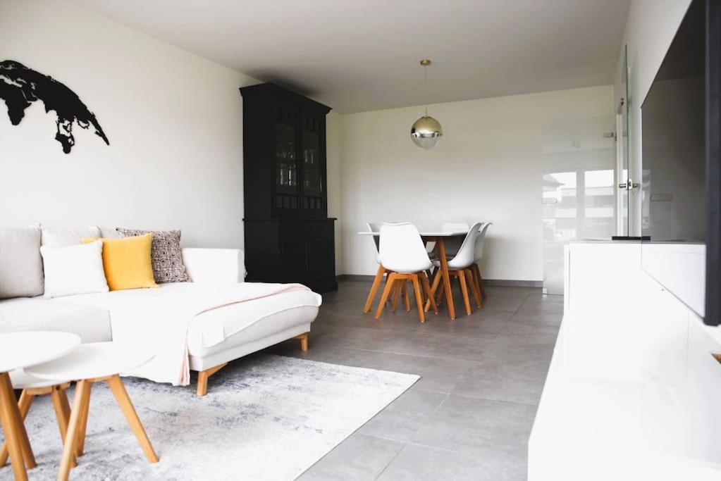 Charming Modern 2 Bedroom Apartment Alzingen Екстер'єр фото