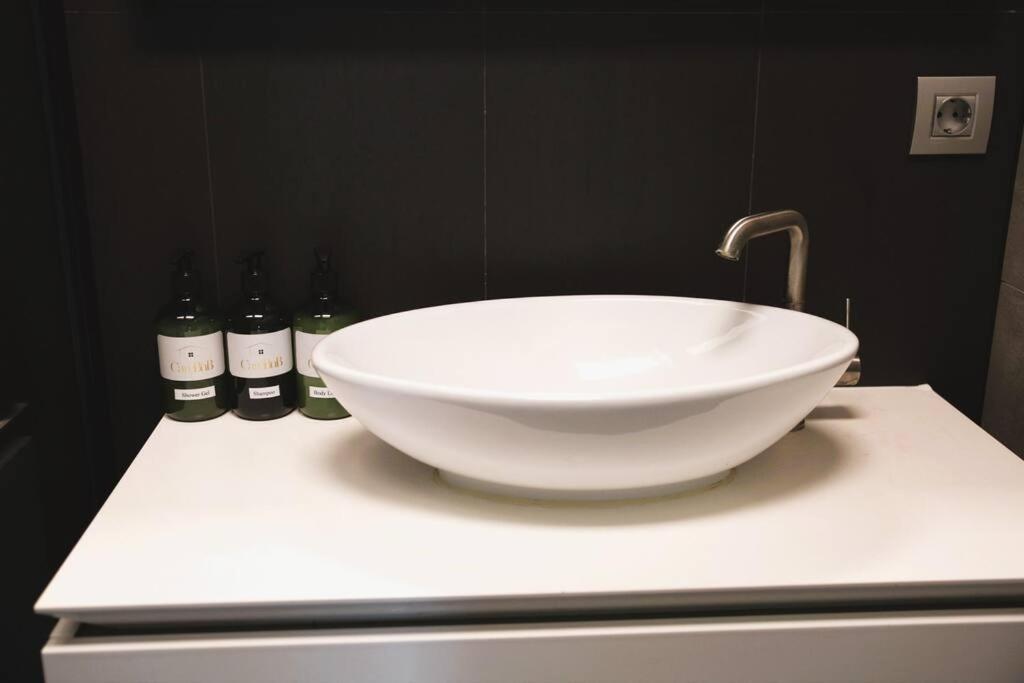 Charming Modern 2 Bedroom Apartment Alzingen Екстер'єр фото